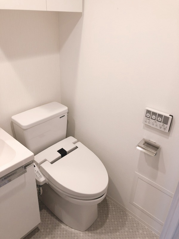 リヴシティ横濱新川町弐番館のトイレ写真