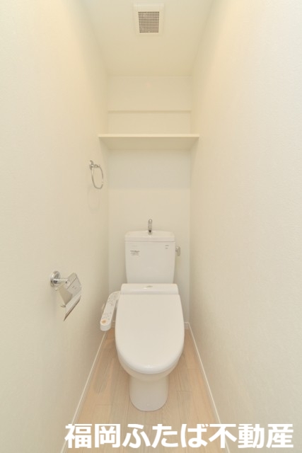 エンクレストWith天神東のトイレ写真