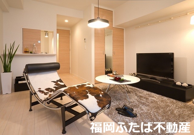 エンクレストWith天神東の居間写真