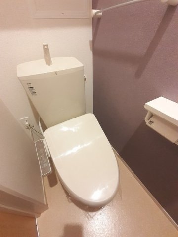 エミネンス Cのトイレ写真