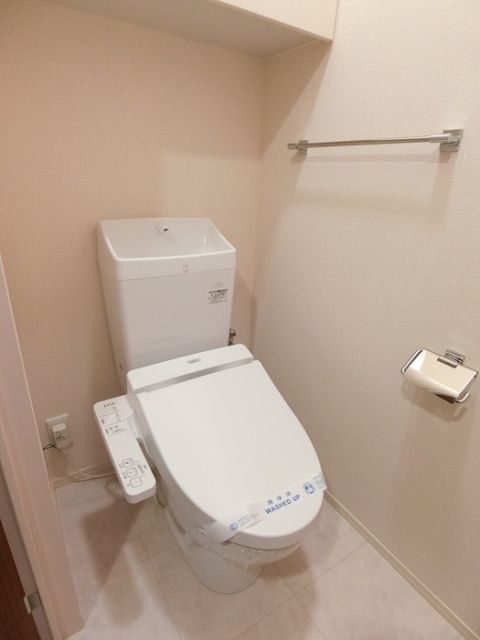 レセンテ安東のトイレ写真