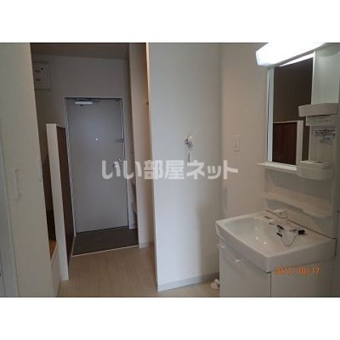 ヴィラ リヴィエールIIの内装写真