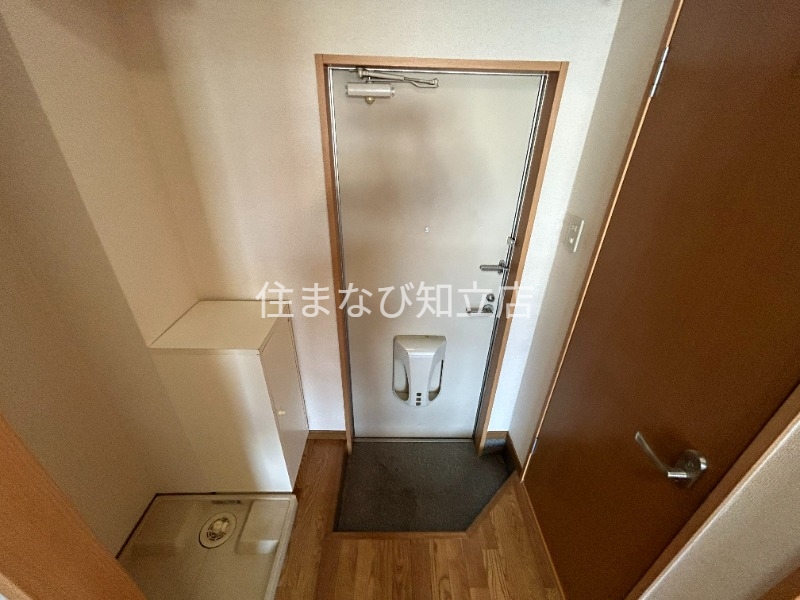 玄関　同型別部屋写真