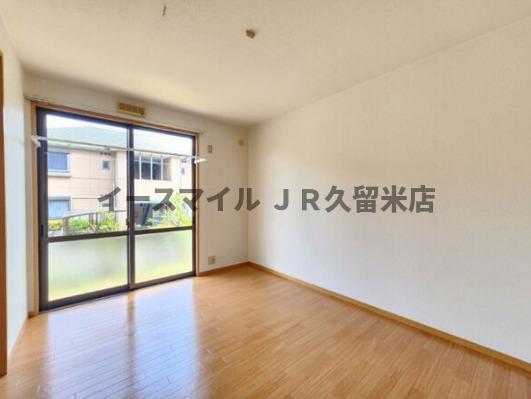 居室・リビング　コンパクトで使いやすい洋室です