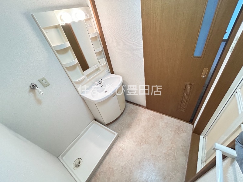 洗面設備　同型タイプ