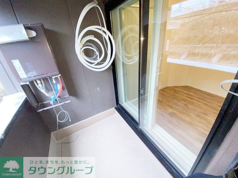 バルコニー　タウンハウジングレジデンス事業部　恵比寿店・赤坂店までお問…