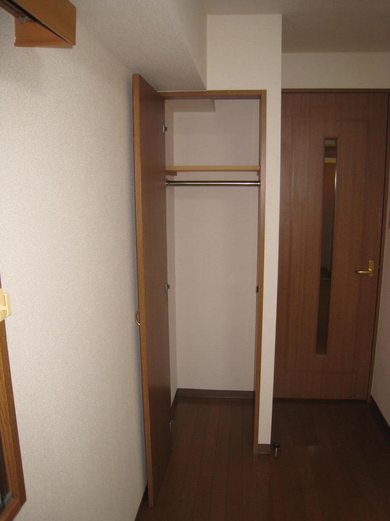 収納　クローゼット