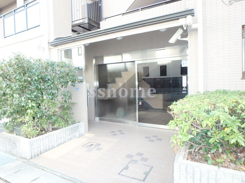 エントランス　建物入口☆