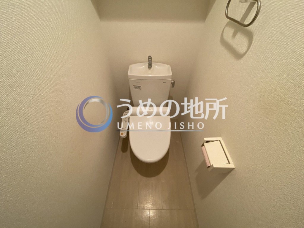 西鉄天神大牟田線 西鉄久留米駅 徒歩5分 15階建 築13年のトイレ写真