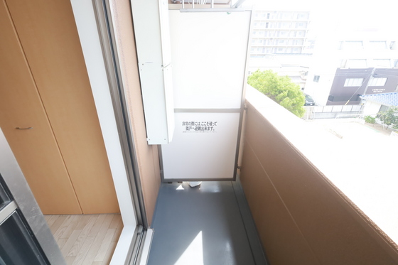 バルコニー　※別部屋の写真です