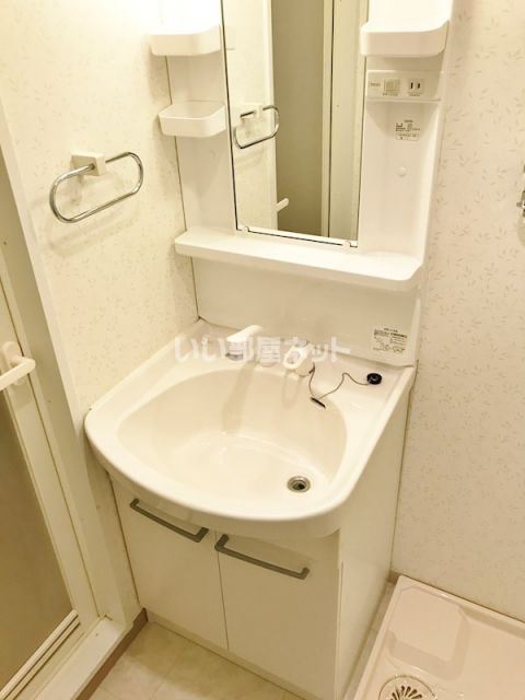 地下鉄御堂筋線 なかもず駅 徒歩3分 8階建 築18年の内装写真