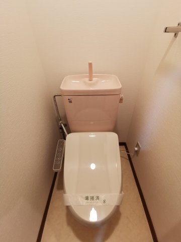 トイレ　シンプルで使いやすいトイレです