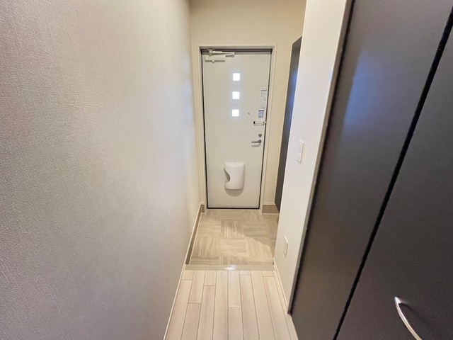 玄関　新築物件のためイメージ図です。