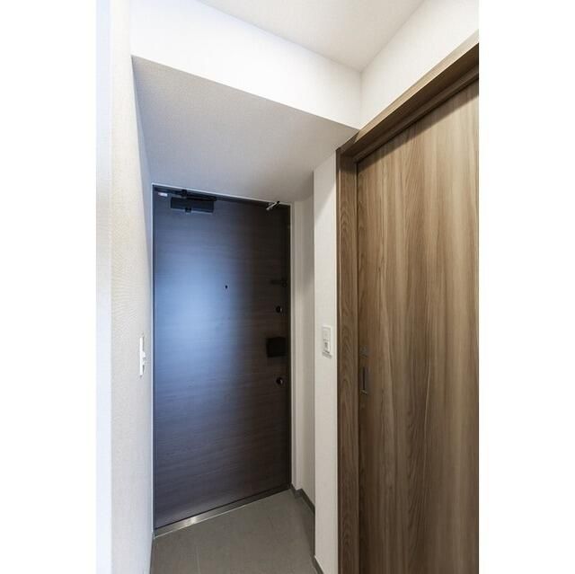 玄関　収納もある玄関です
