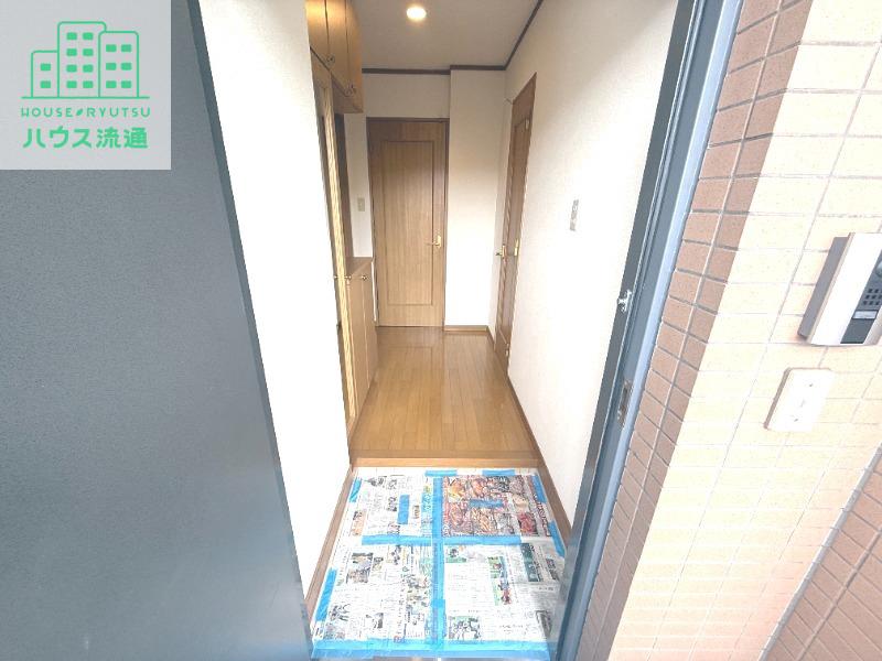 玄関　※別号室の写真になります※