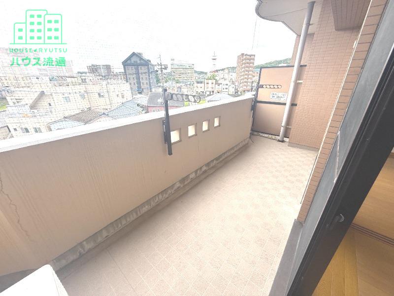 バルコニー　※別号室の写真になります※