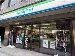 コンビニ　ファミリーマート佃二丁目店（コンビニ）まで248m