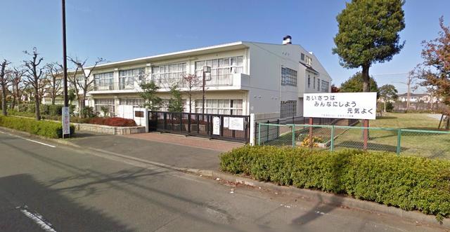 小学校　藤沢市立石川小学校（小学校）まで521m