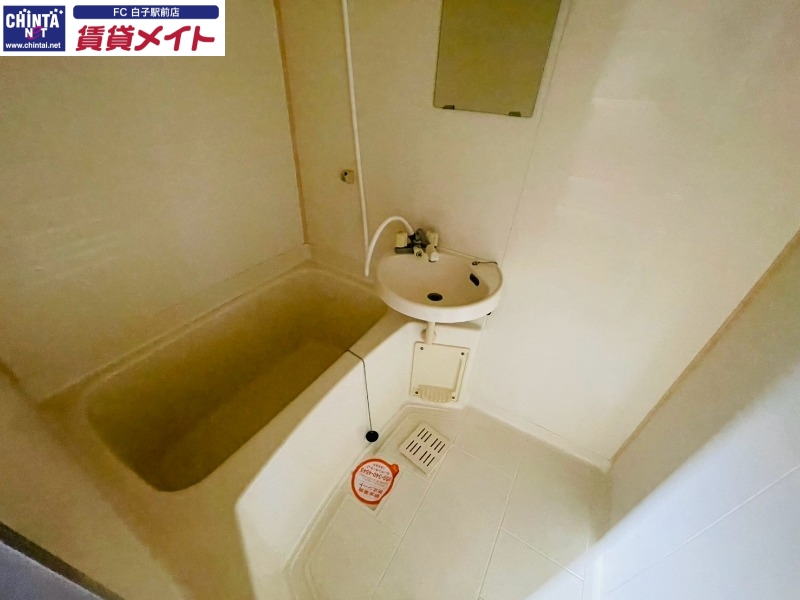 バス・シャワールーム　同物件別室画像