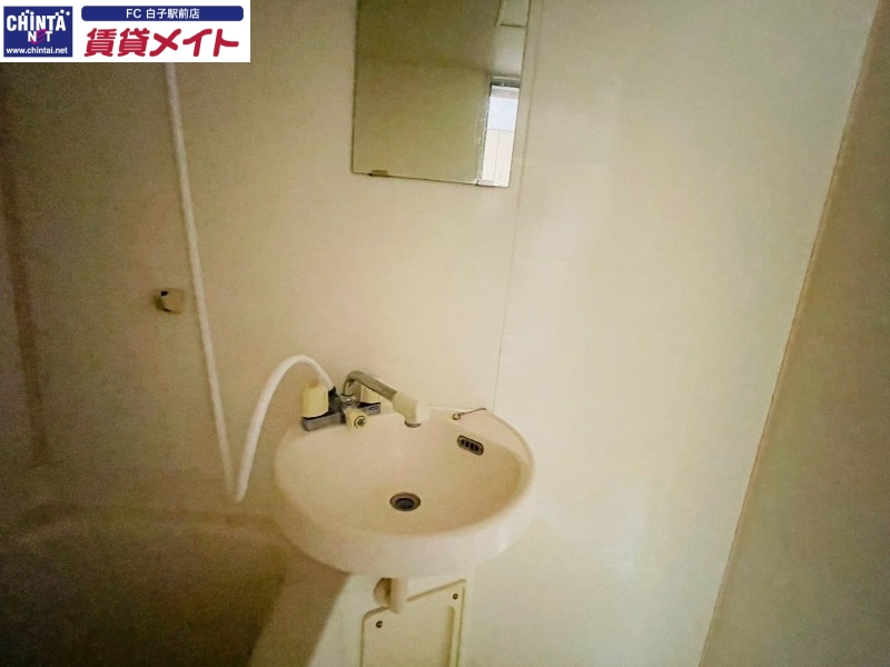 洗面設備　同物件別室画像