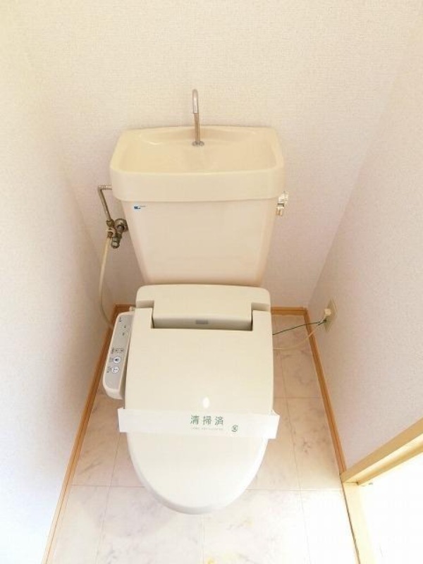 エルディムサンライズ21 Bのトイレ写真