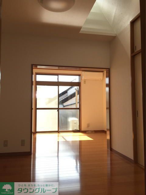 さがみ野シティパレス1の居間写真