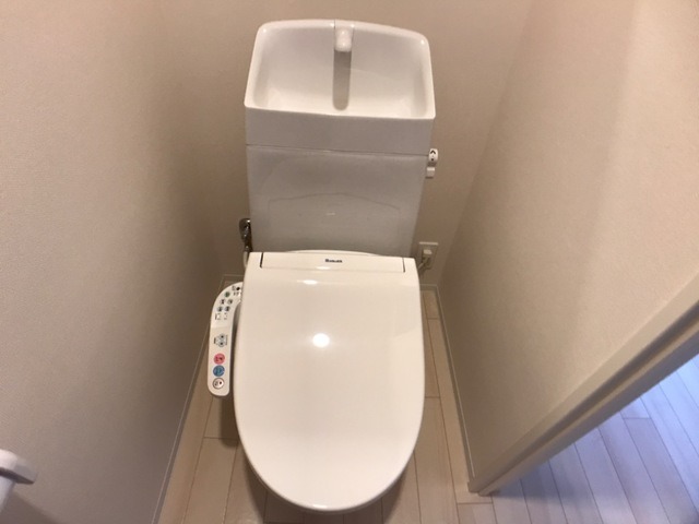 トイレ　図面と現状に相違がある場合には現状を優先