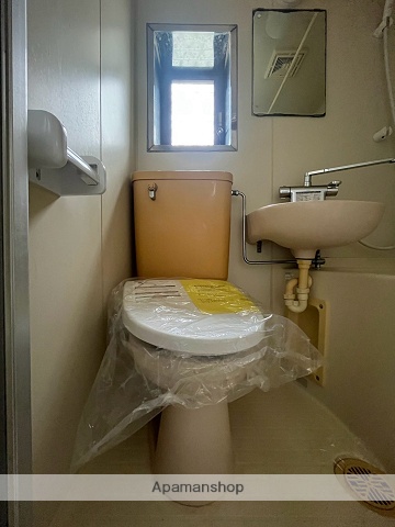 東急東横線 妙蓮寺駅 徒歩7分 2階建 築33年のトイレ写真