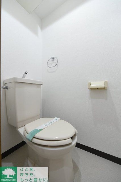 トイレ　お部屋探しは株式会社　タウンハウジング　までお気軽にお問合…