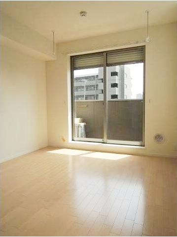 居室・リビング　開放感のあるゆったりとしたお部屋です♪