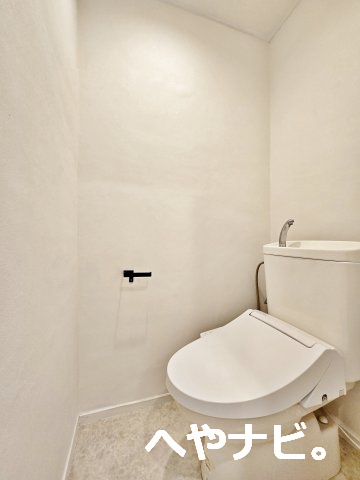 地下鉄東山線 上社駅 徒歩26分 3階建 築47年のトイレ写真
