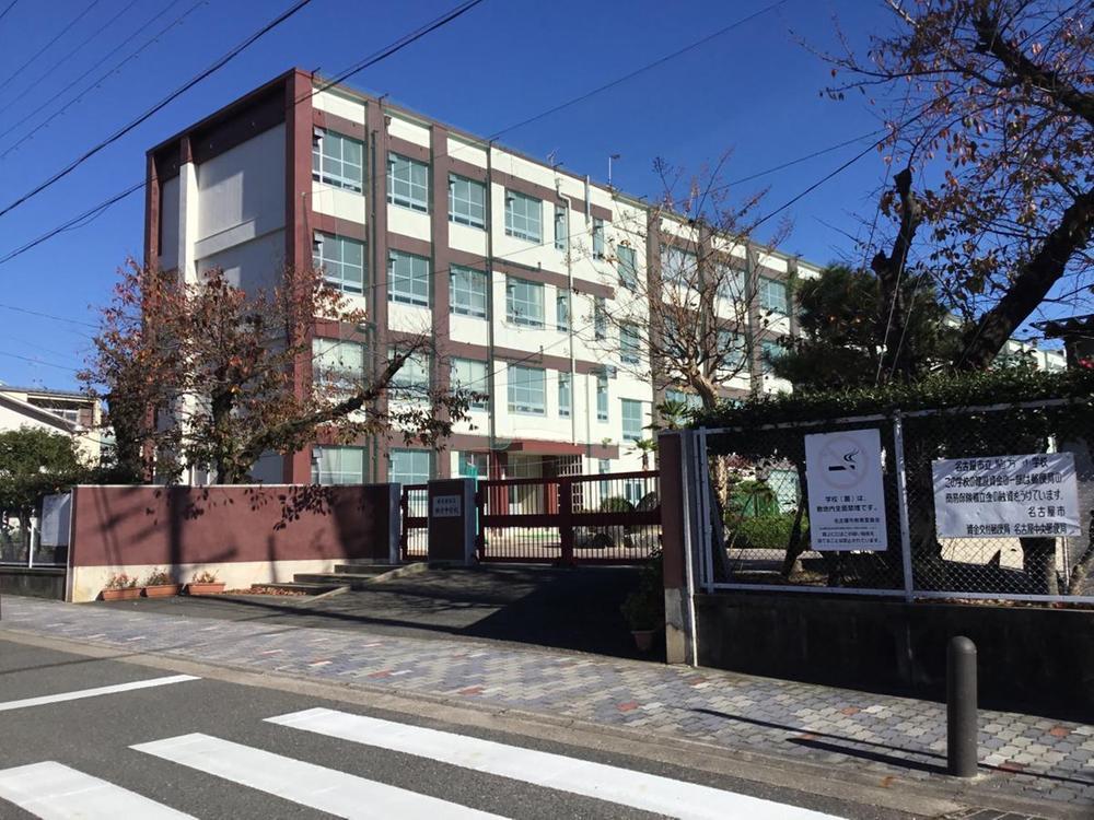 小学校　名古屋市立旗屋小学校（小学校）まで346m