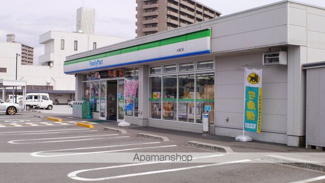 コンビニ　ファミリーマート大津乙店（コンビニ）まで92m