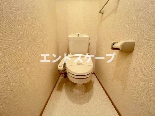 ＪＲ信越本線 北高崎駅 徒歩19分 2階建 築17年のトイレ写真