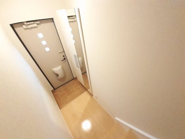 アムールIの玄関写真