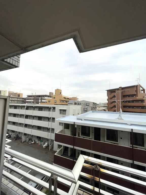 眺望　駅近くの住宅街です