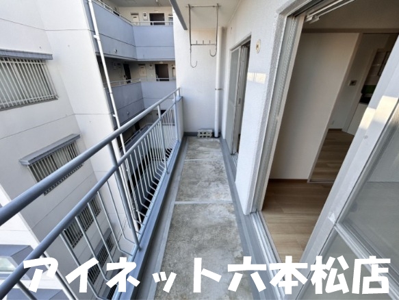 地下鉄七隈線 茶山駅 徒歩21分 7階建 築45年の内装写真