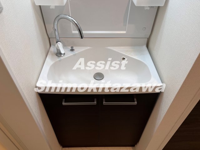 洗面設備　※同物件同仕様の参考写真です