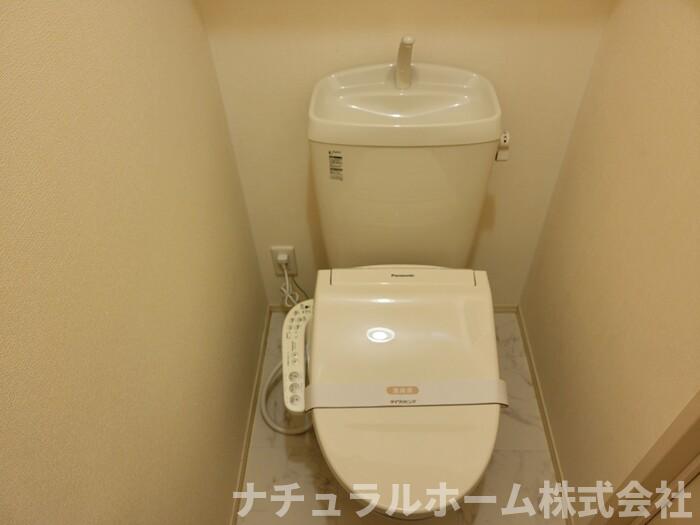トイレ　トイレ