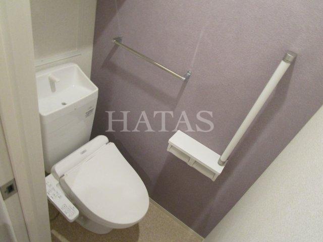 トイレ　同物件別部屋です。