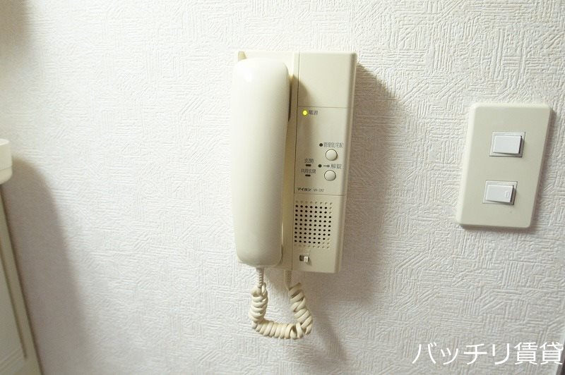 その他　別号室写真の為現況を優先致します