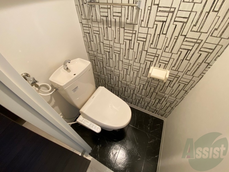 トイレ　トイレです。ウォシュレット付を探している方、おすすめです。
