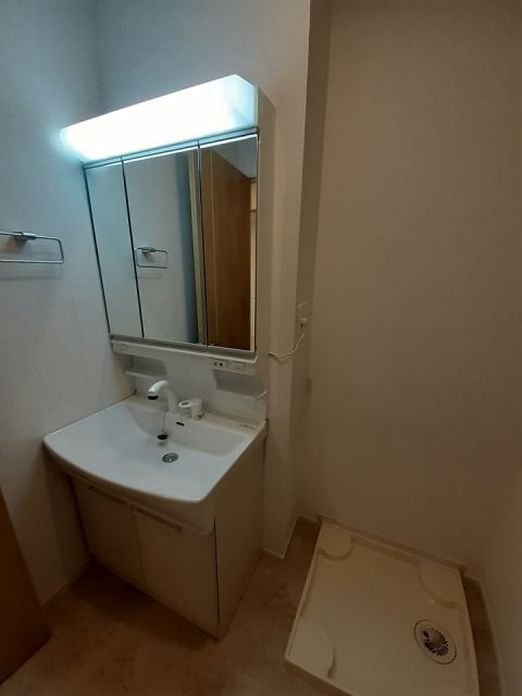 湘南新宿ライン高海 高崎駅 徒歩40分 2階建 築6年の内装写真