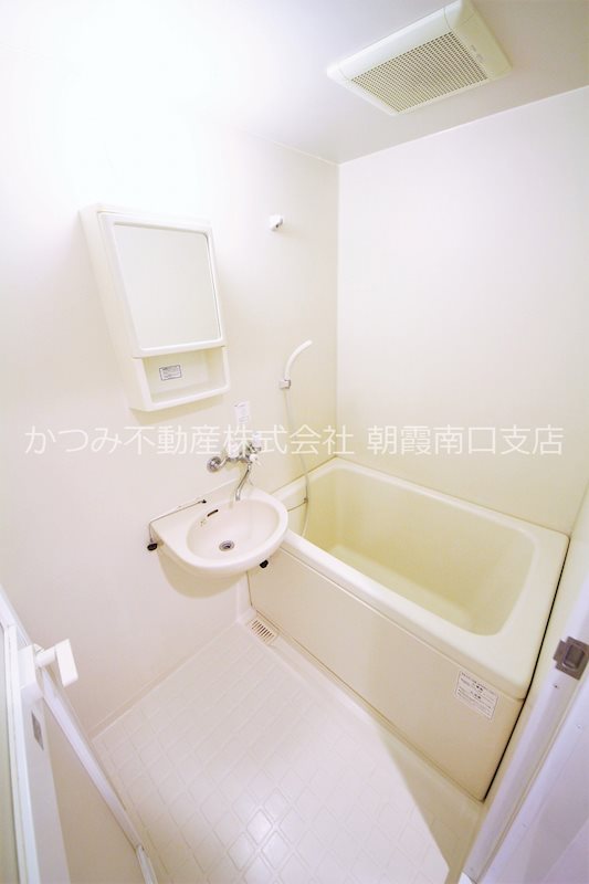 洗面設備　他号室参考写真