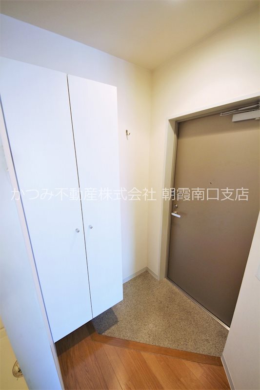 玄関　他号室参考写真