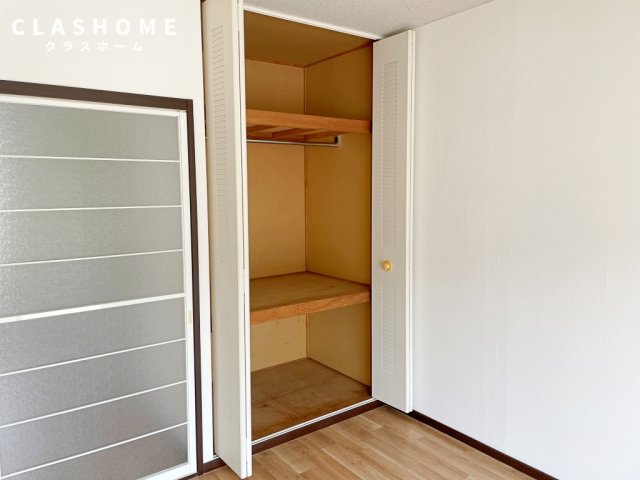 収納　同物件の別部屋になります。