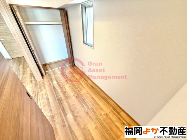その他部屋・スペース　【福岡よか不動産】落ち着いた色調の寝室です