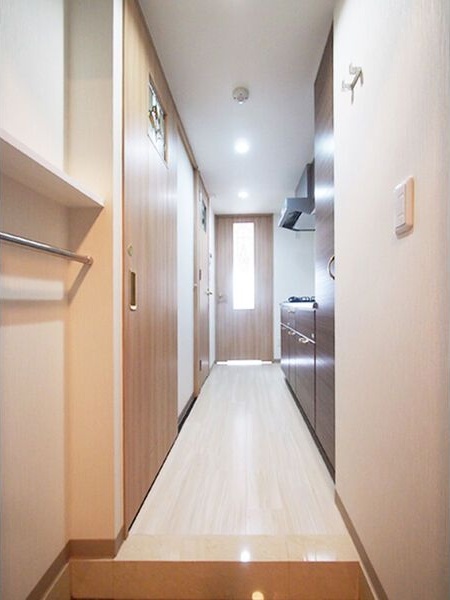 ＪＲ東海道本線 名古屋駅 徒歩5分 7階建 築9年の玄関写真