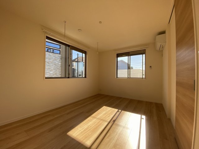 その他部屋・スペース　2階・角部屋二面採光洋室8.5帖のお部屋です！
