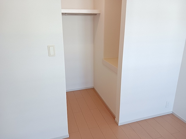 薩摩川内市 2階建 築12年の内装写真